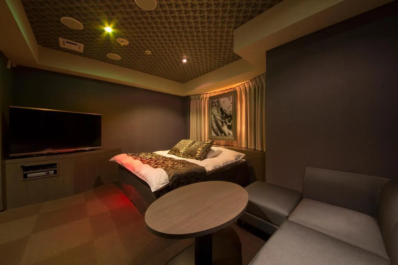 Hotel ホテル ベニ ウエスト 大人専用 Osaka